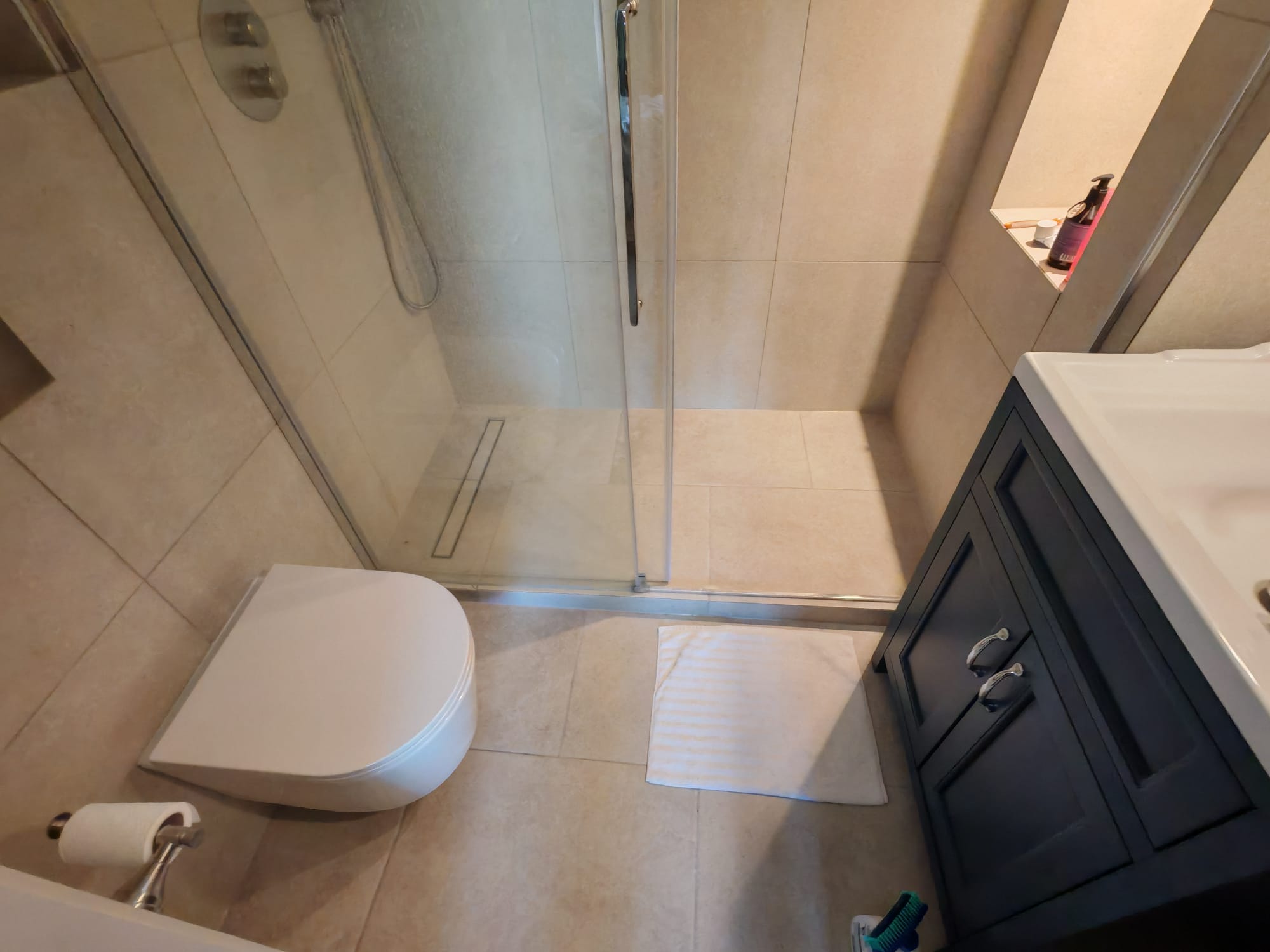 Bathroom fit-outs by Built.Calm, photo 1
