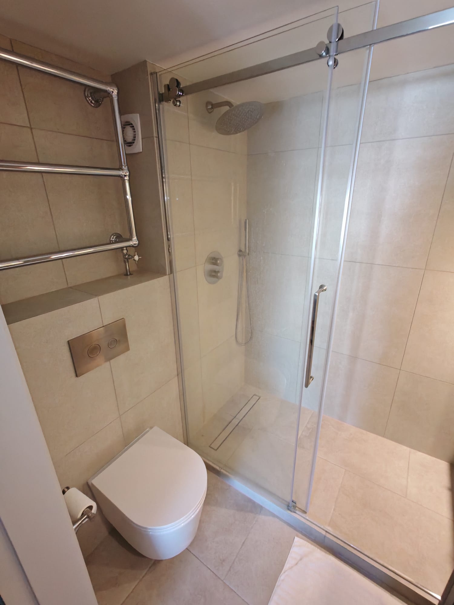 Bathroom fit-outs by Built.Calm, photo 5