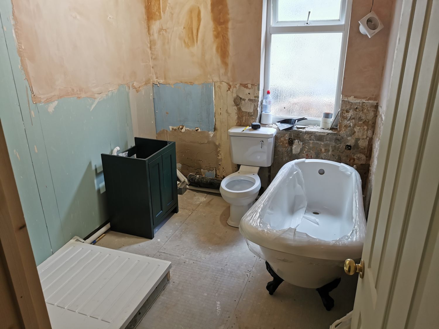 Bathroom fit-outs by Built.Calm, photo 31
